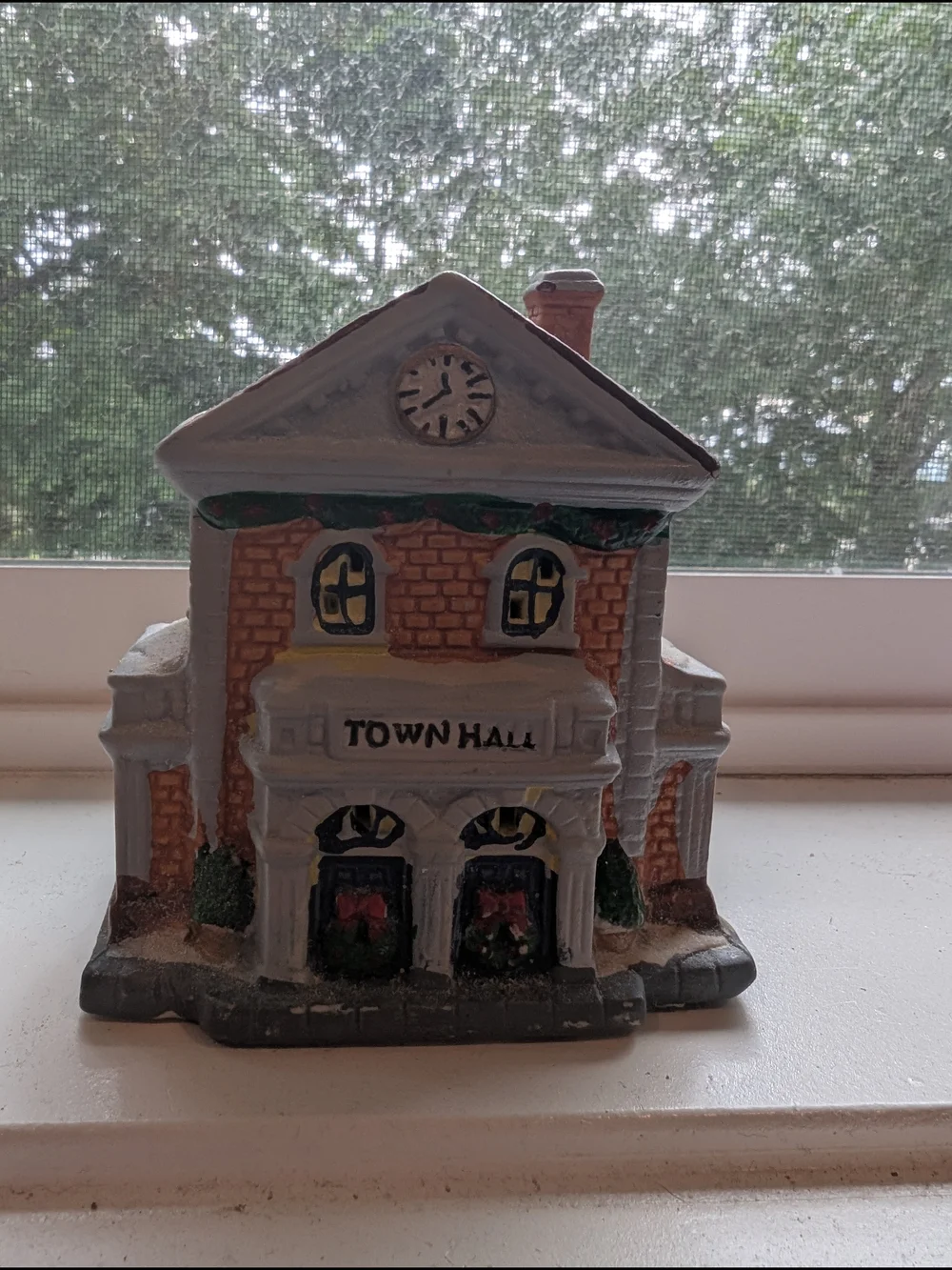 Vintage 1997 Trim A House Bayshire Village Three Piece Holiday Scene.